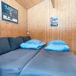 4 Star In Holiday home *